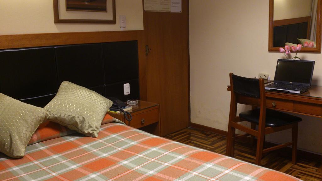 Copacabana Hotel Tacna Zewnętrze zdjęcie